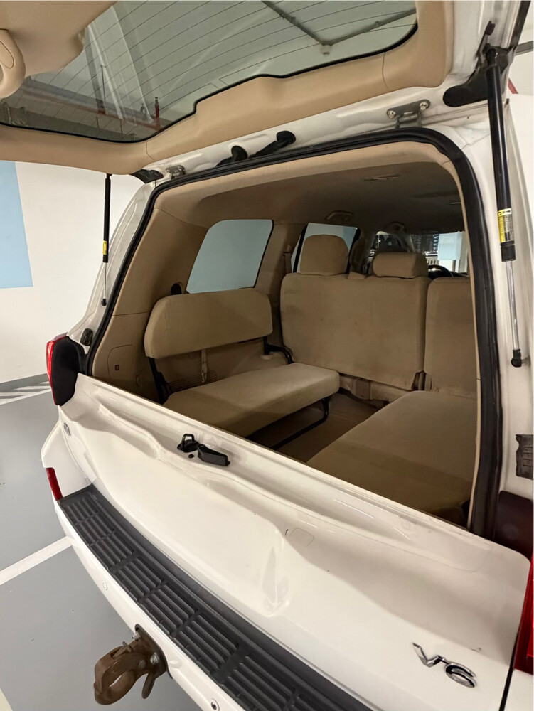 Land Cruiser G Standard White 2015 - 9