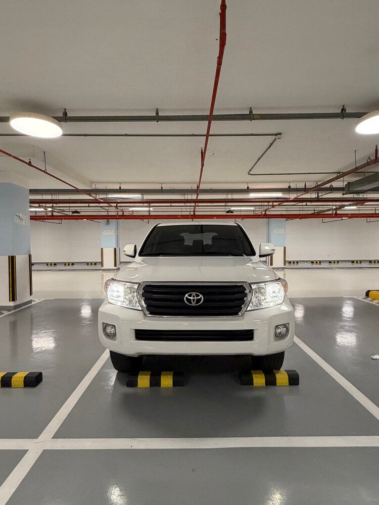 Land Cruiser G Standard White 2015 - 6