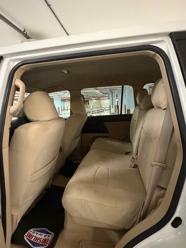 Land Cruiser G Standard White 2015 - 8