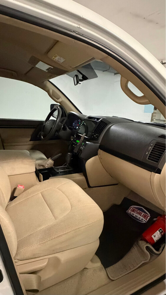 Land Cruiser G Standard White 2015 - 2