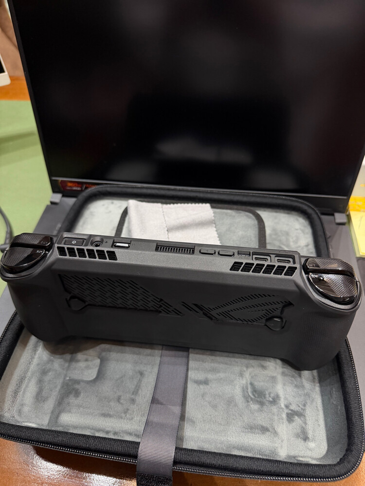 ROG ALLY X - 2