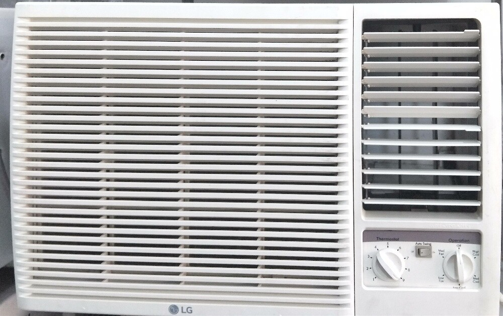window LG ac for selling - 1