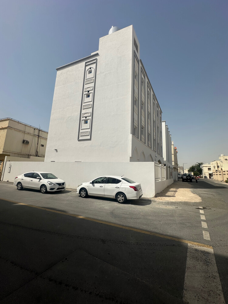 للبيع عمارة جديدة بالمطار 500 متر - 6