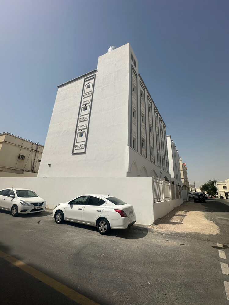 للبيع عمارة جديدة بالمطار 500 متر - 5
