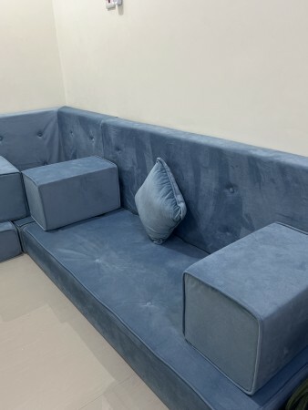 Floor Seating 8 - 3