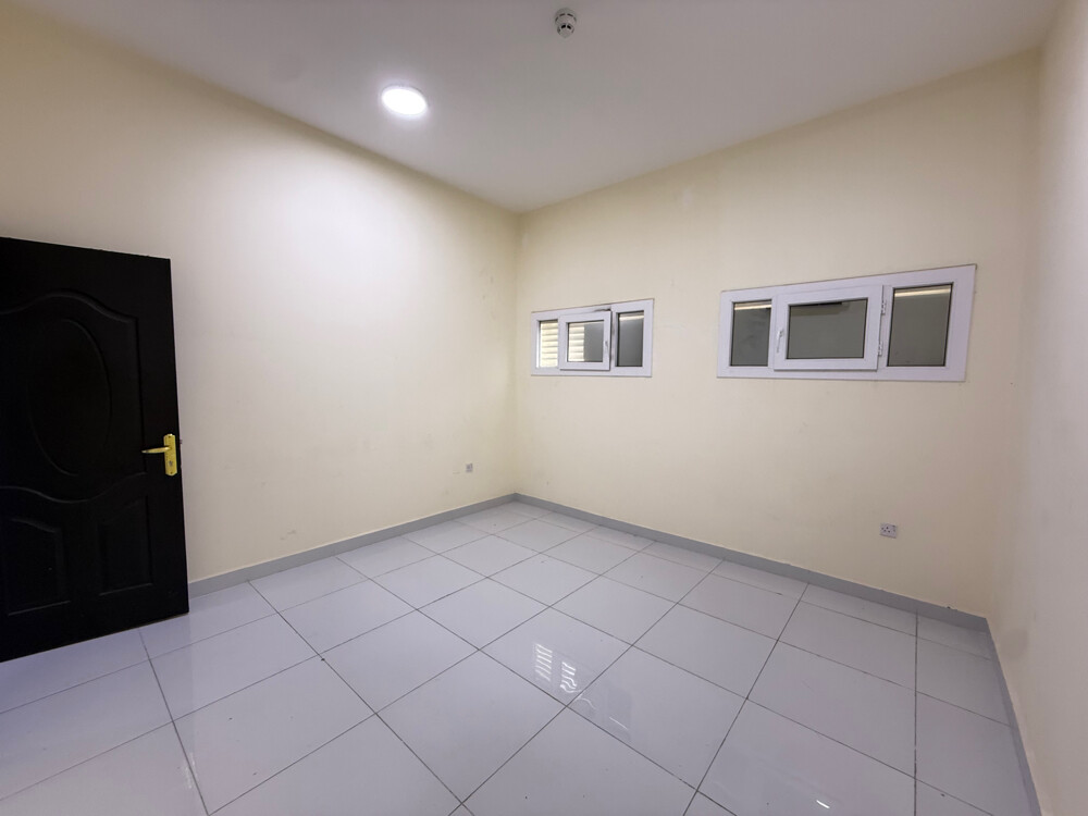 للبيع عمارة في المطار القديم   - 5