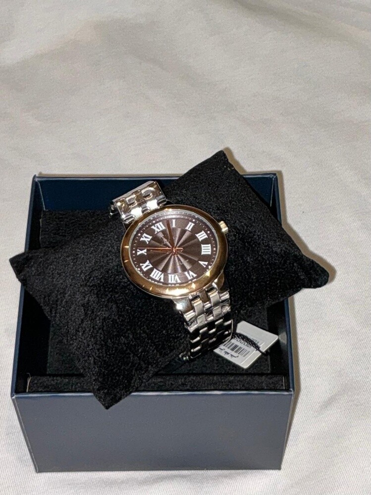 HUGO Boss - 7