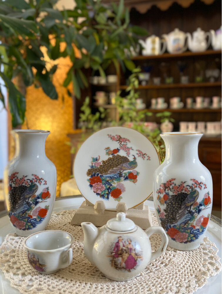 vintage porcelain collection  - 13