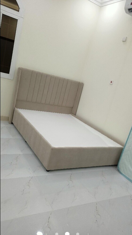 سرير مع فرش - 1