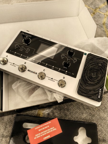Mooer GE150 Pro Guitar Effects - 1
