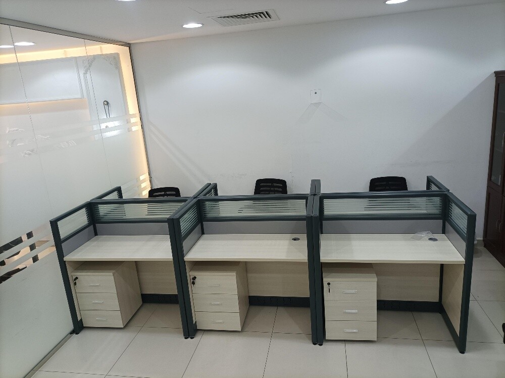 workstation desk (New) - 15