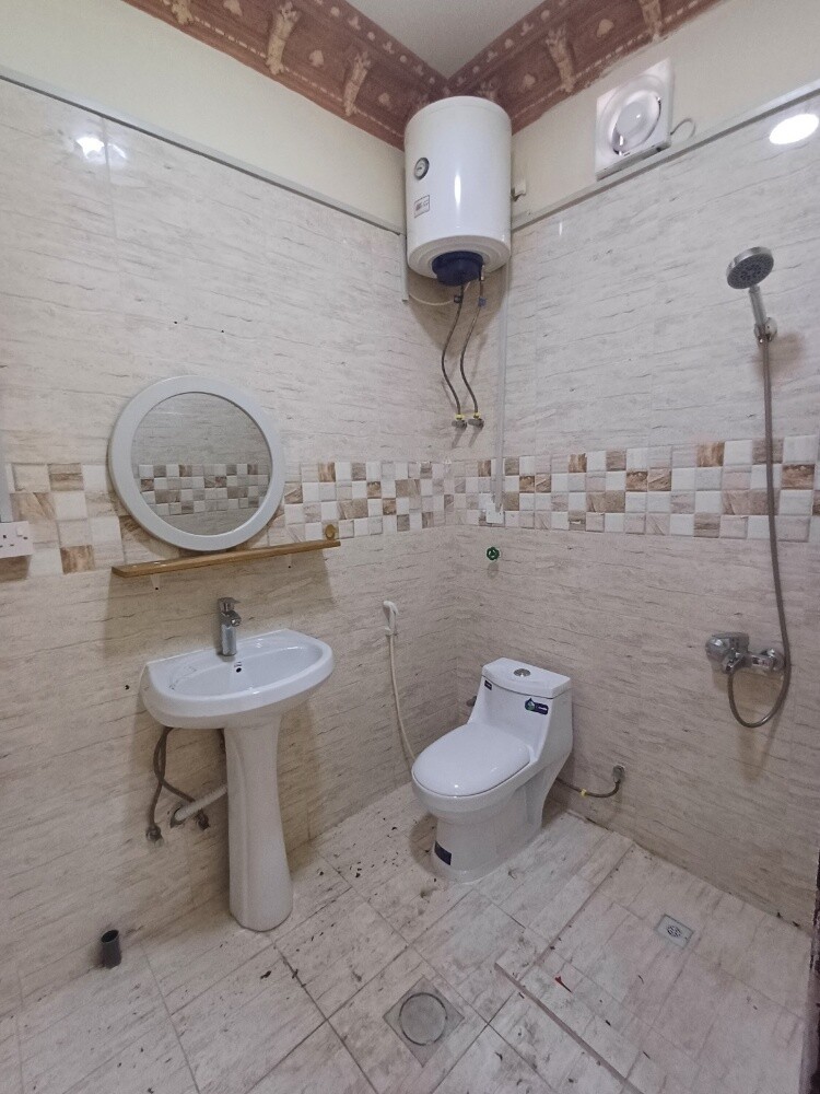 Room for rent - 7