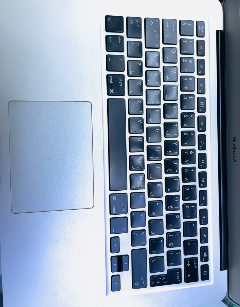 A1466 - MAC BOOK AIR  - 5