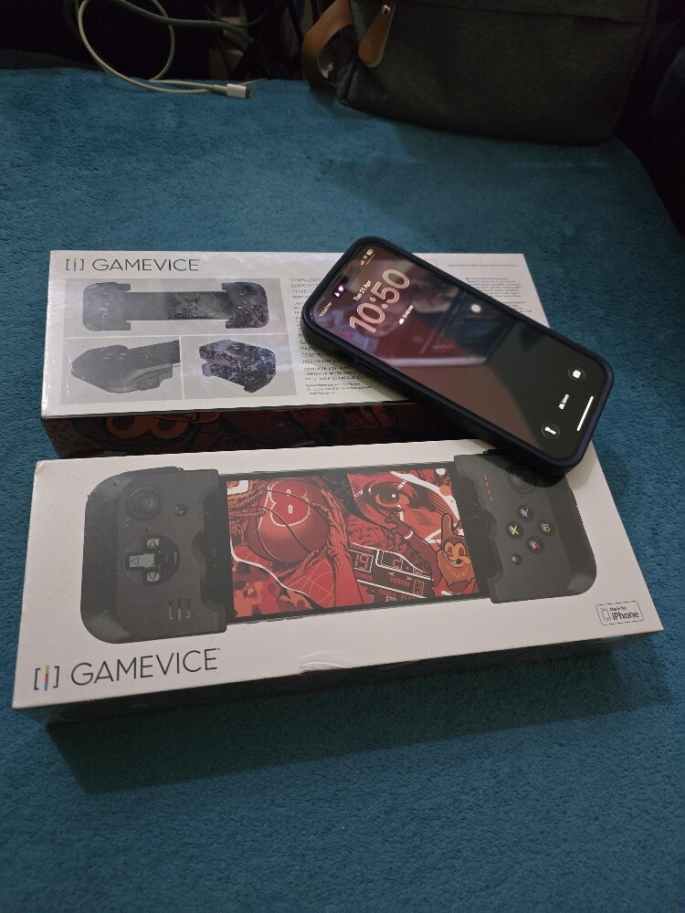 new Gamevice for iphone 6/7 plus - 5