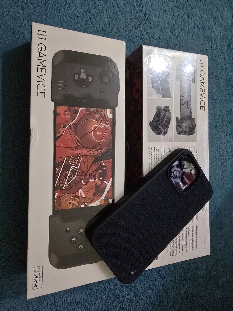 new Gamevice for iphone 6/7 plus - 3