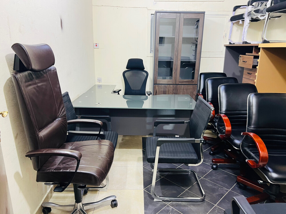 used Herman Millar chairs selling - 18
