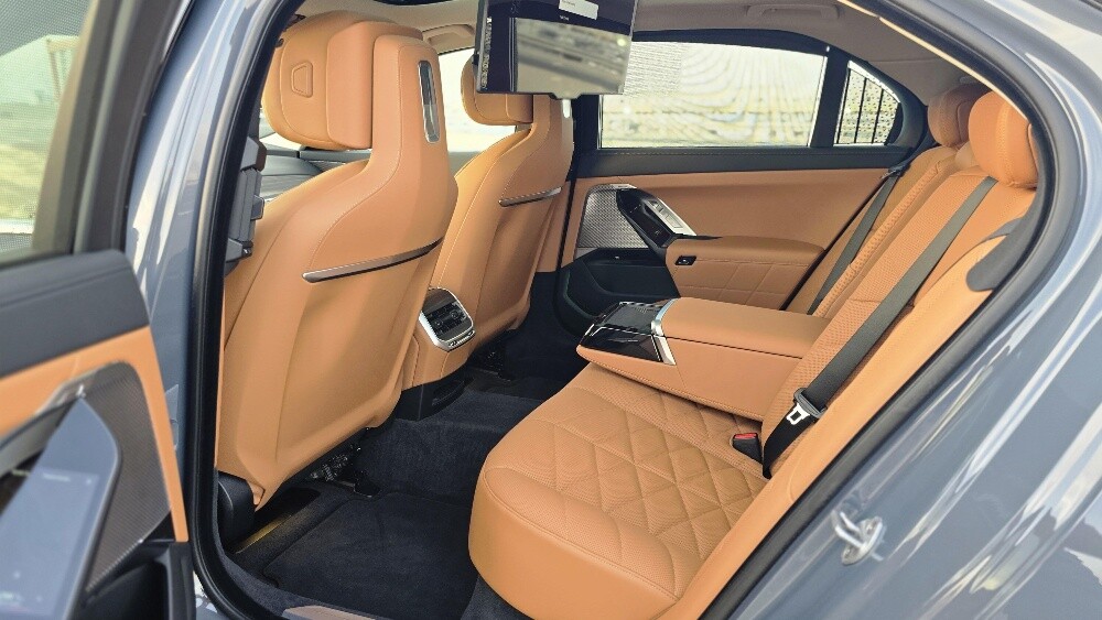 Bmw 735i / 2026 - 13