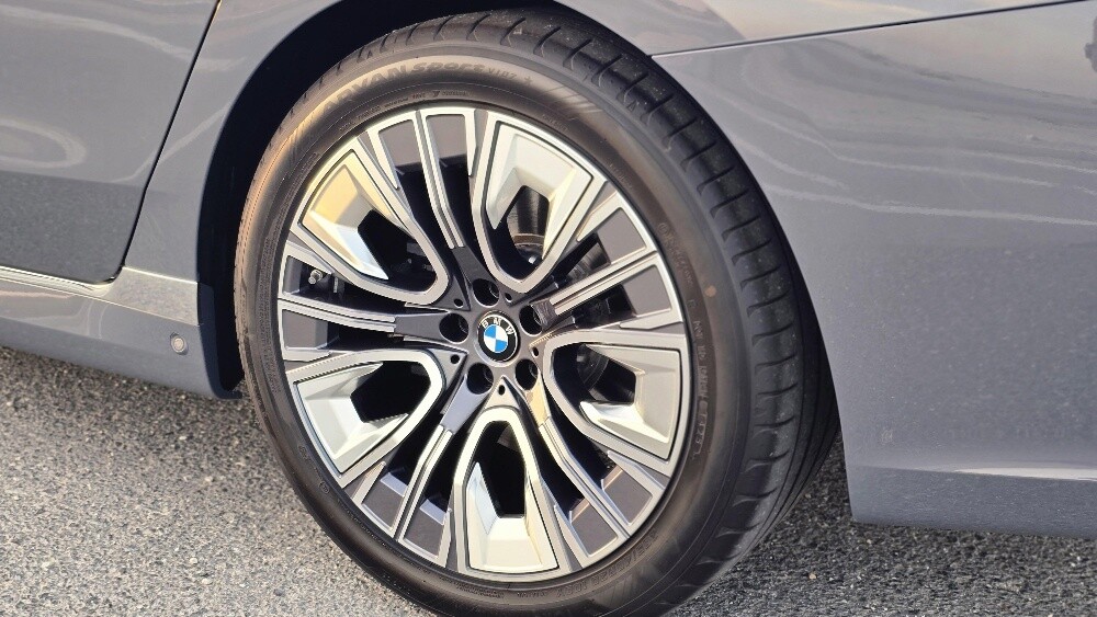 Bmw 735i / 2026 - 8