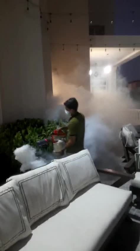 نقوم بعمل رش النامس والبعوض - 1