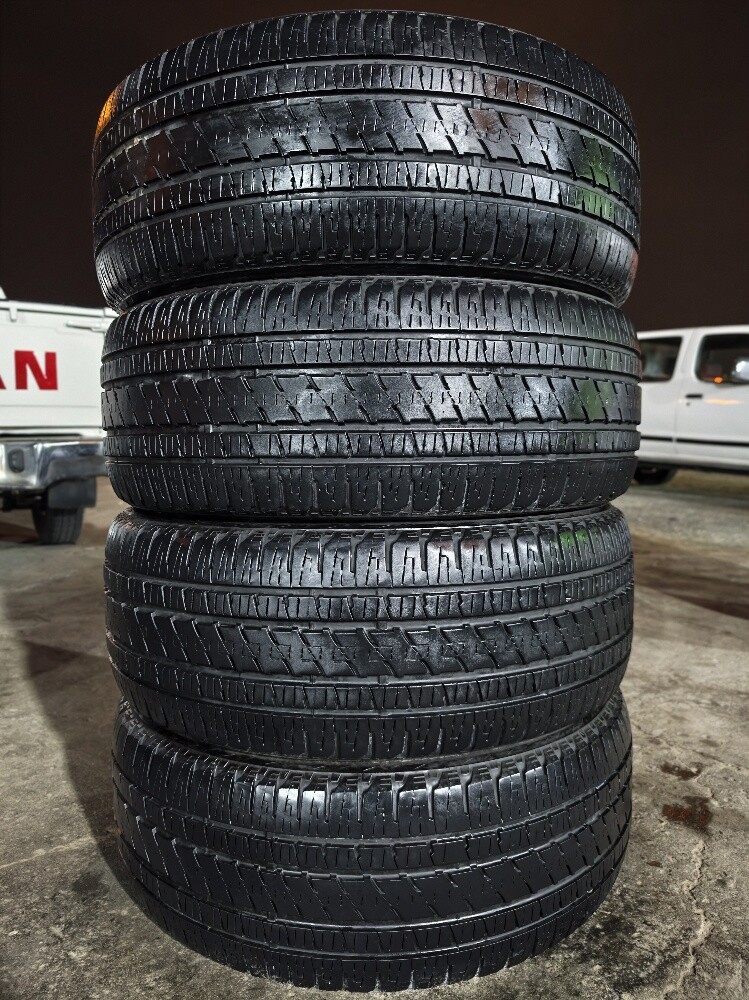 285/45/22 Bridgestone Tyre - 3