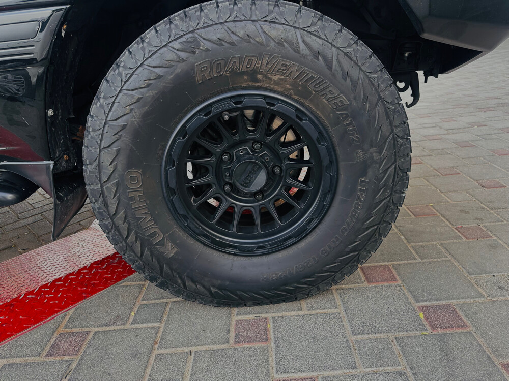 5 KMC original Alloy Wheel - 1