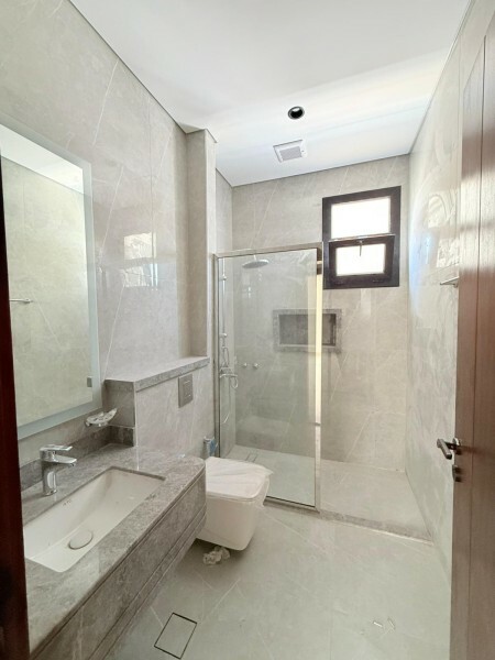 Modern Luxury Villa - 10