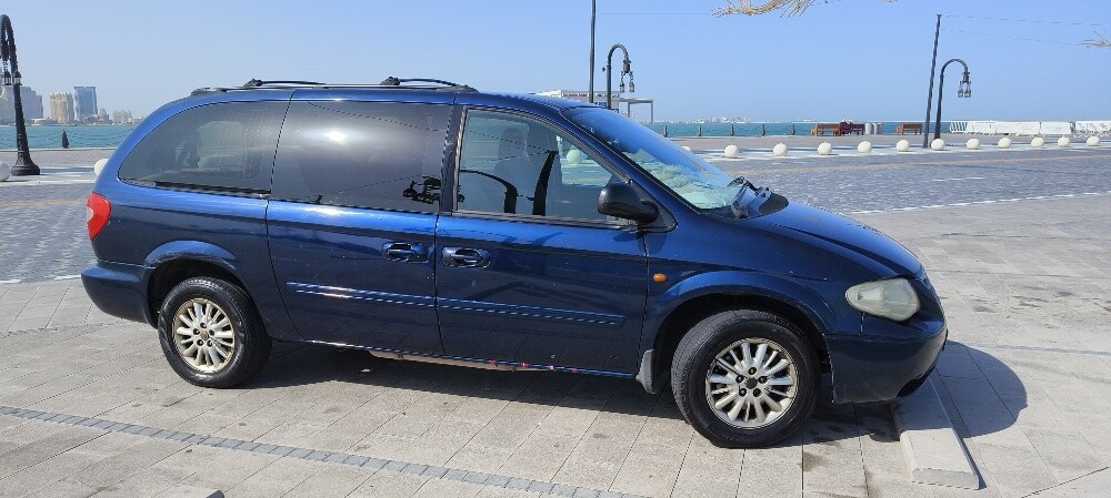 كرايسلر جراند فوجير  ٢٠٠٥ - 6