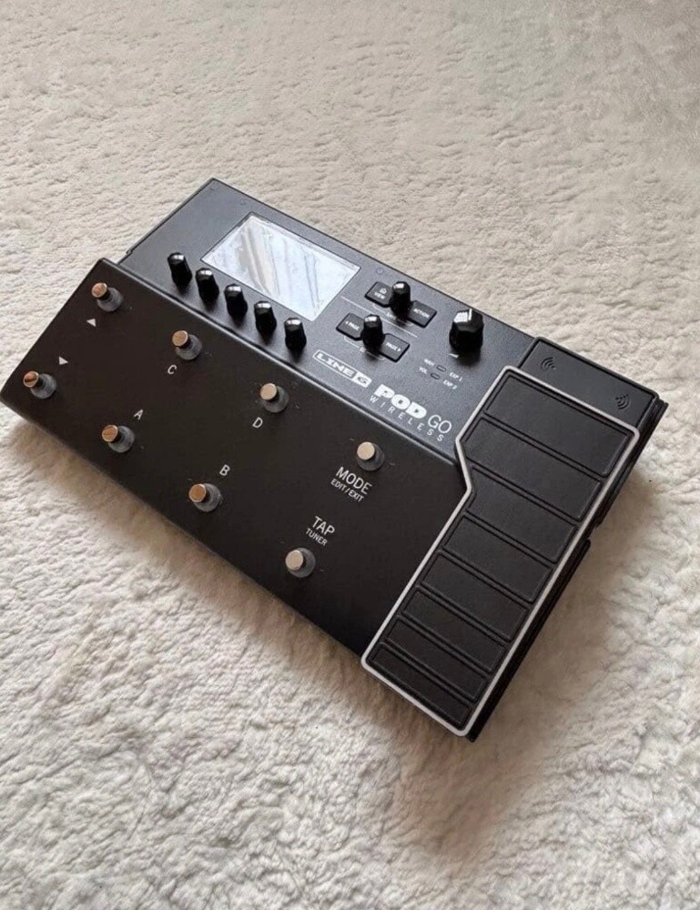 Line 6 Pod Go Multi-Effect Guitar - 2