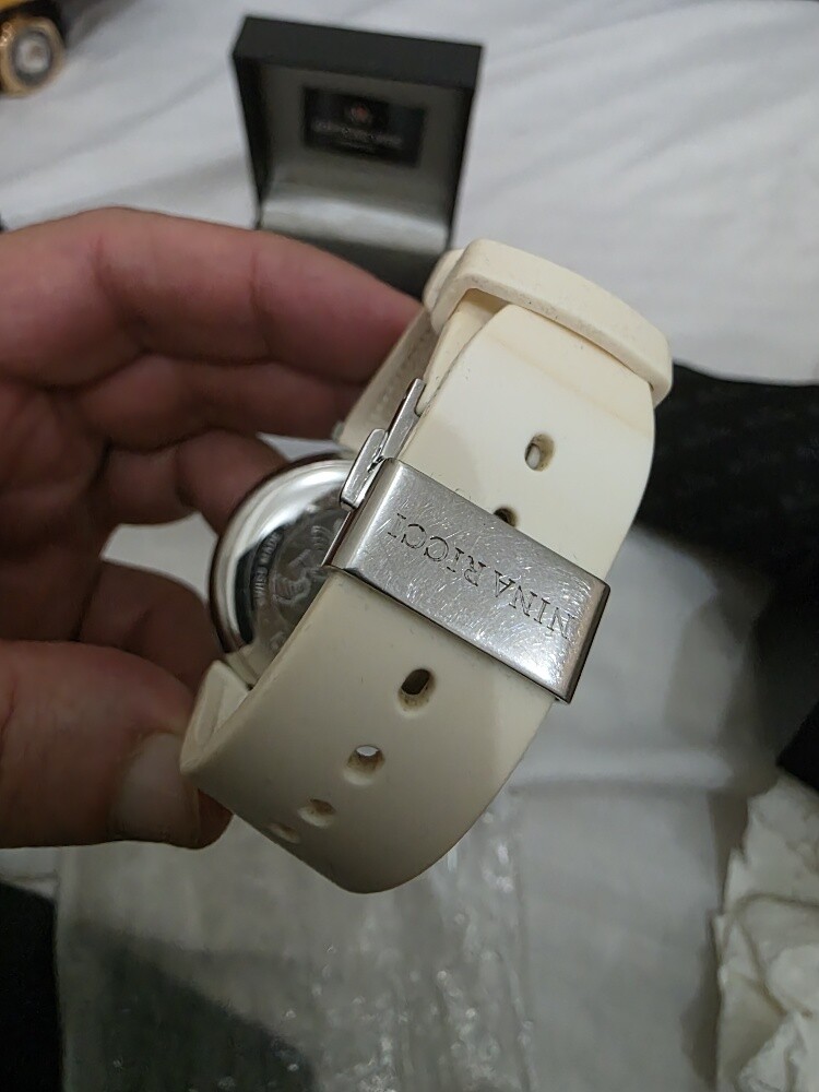 NINA RICCi original watch - 5