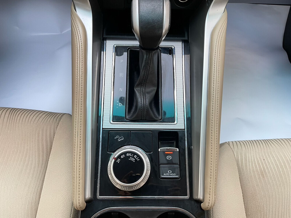 Mitsubishi Montero Sport 2020 4X4 - 12