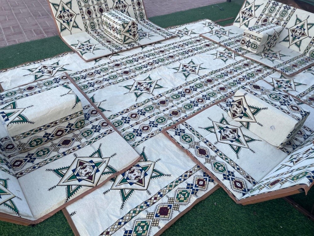 طقم جلسة تكاية حديد 8 افراد - 3