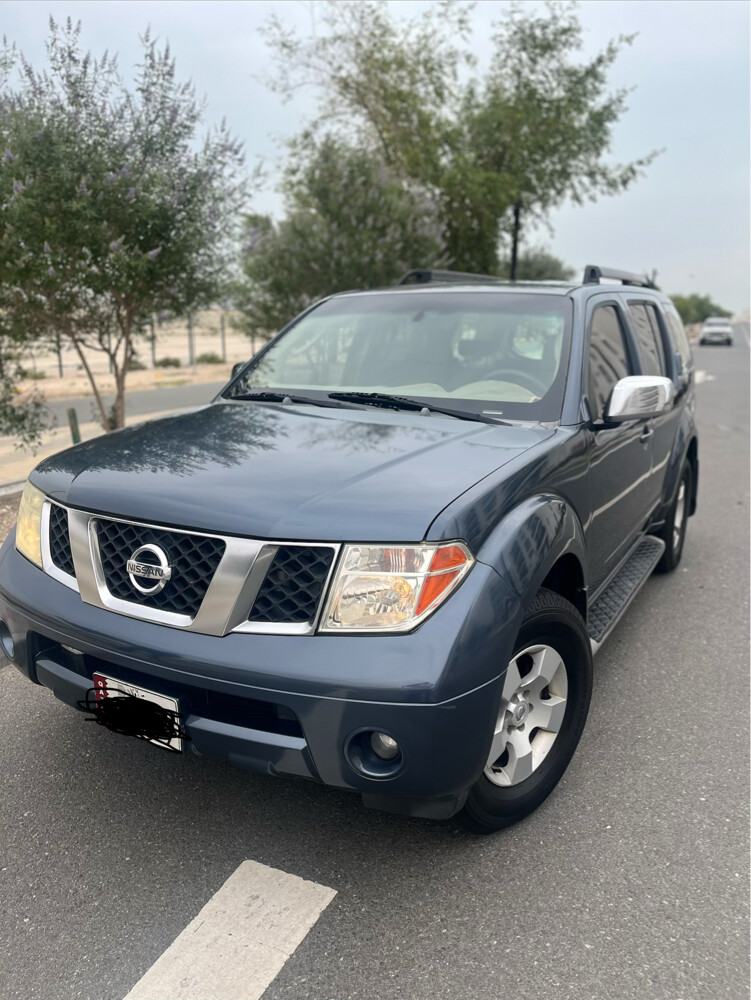 Nissan Pathfinder - 3