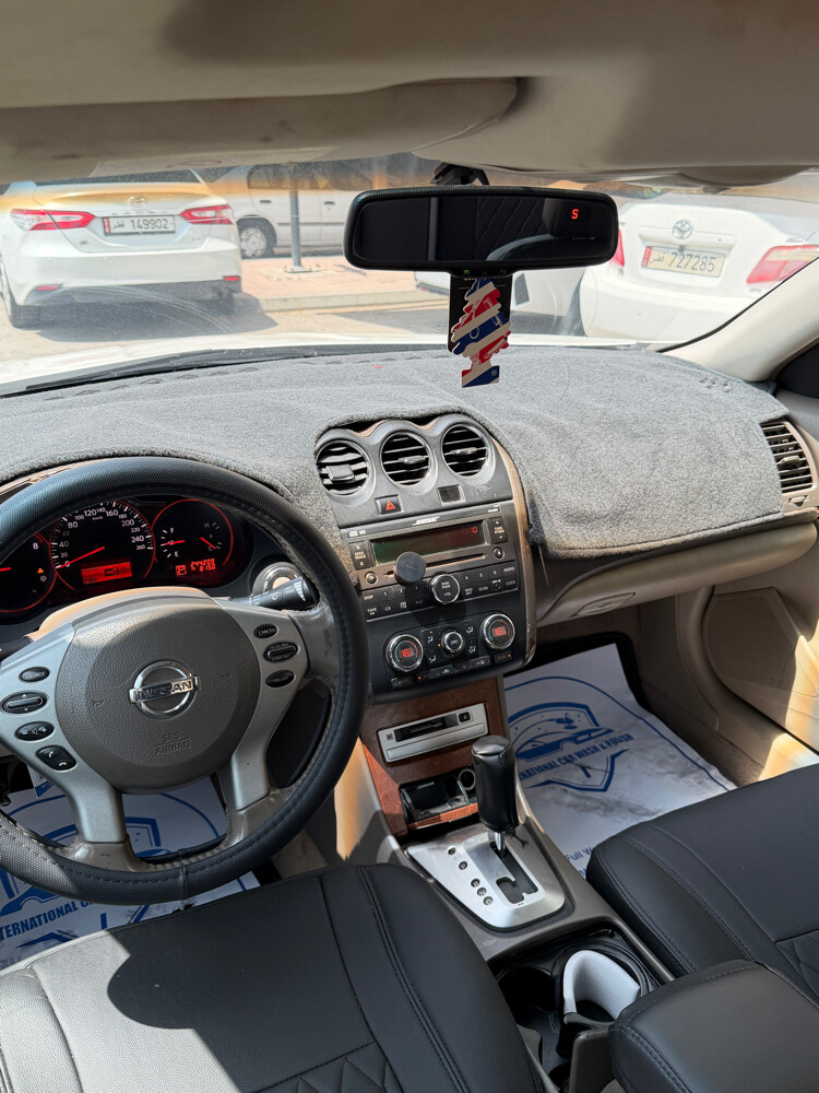 Nissan Altima V6 - 5