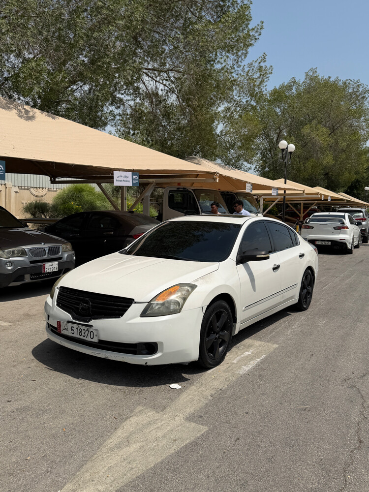 Nissan Altima V6 - 3