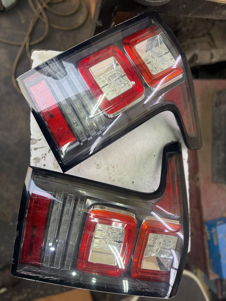 front light rear light range rover - 1