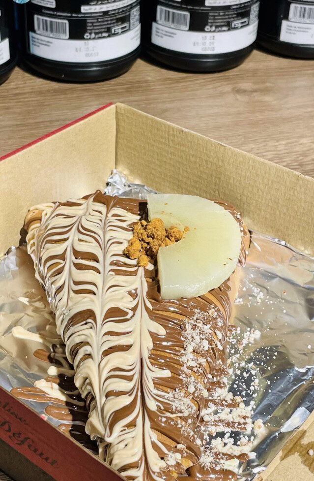 pastry chef 50477603 - 18