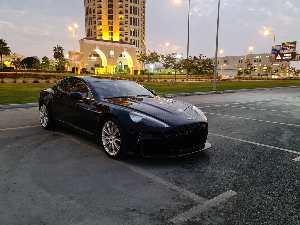Aston Martin rapide - 3
