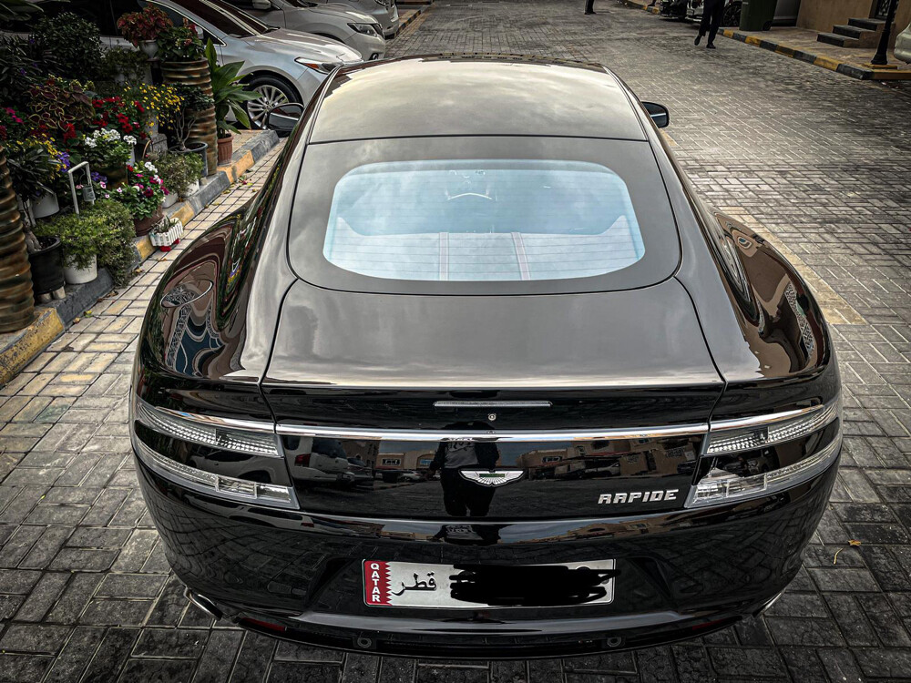 Aston Martin rapide - 5
