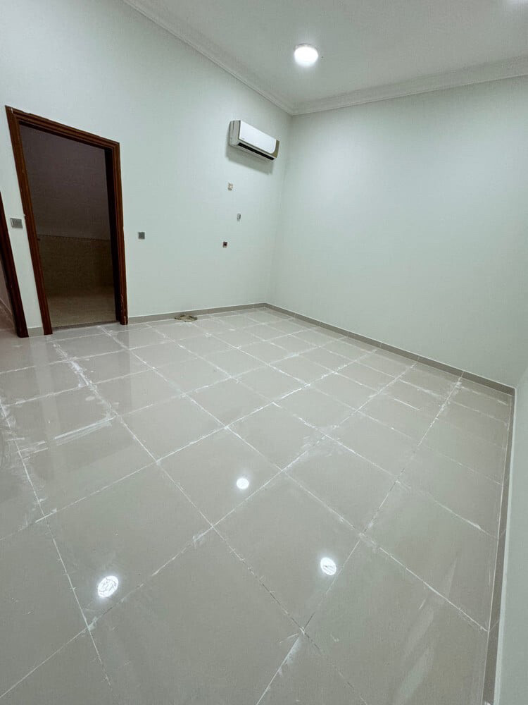 half villa in unm alamad - 4