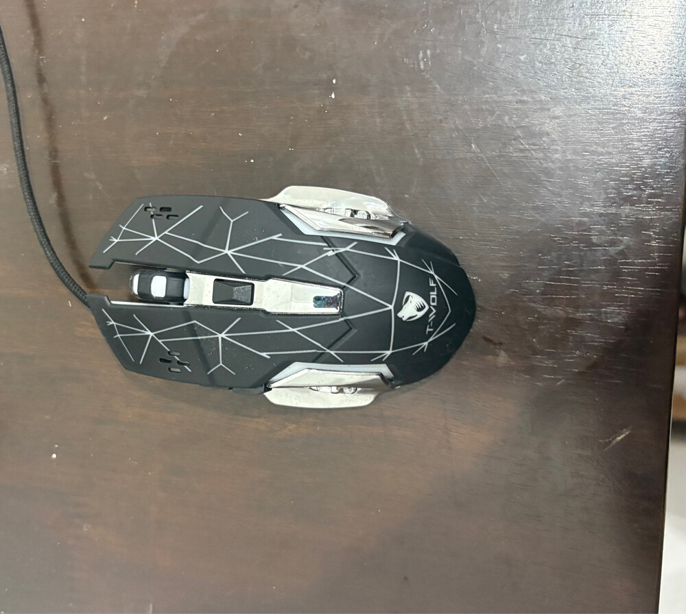 T-wolf keyboard and mouse. - 2
