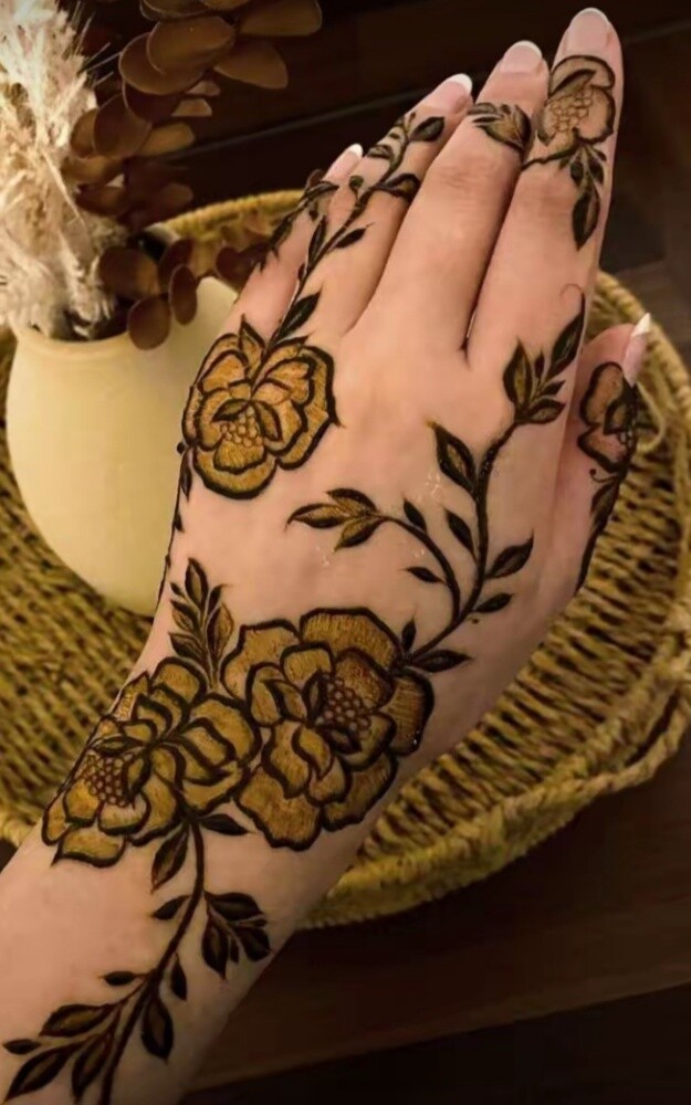Professional henna artist available - 2