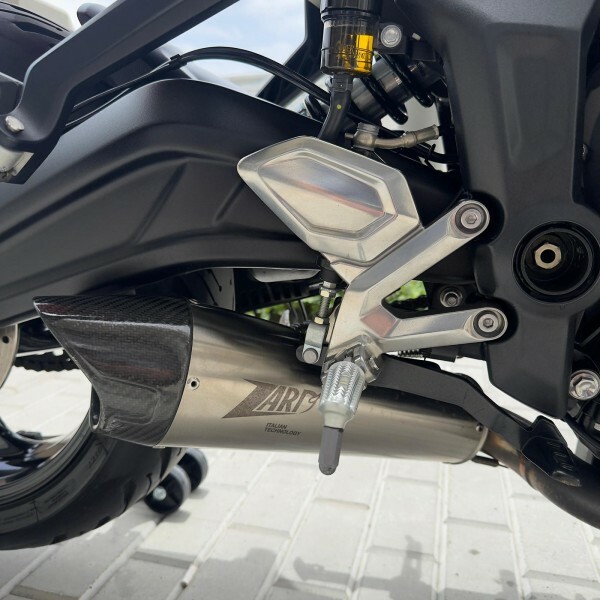 triumph trident 660 - 2022 - 4