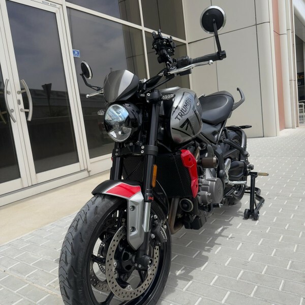 triumph trident 660 - 2022 - 1