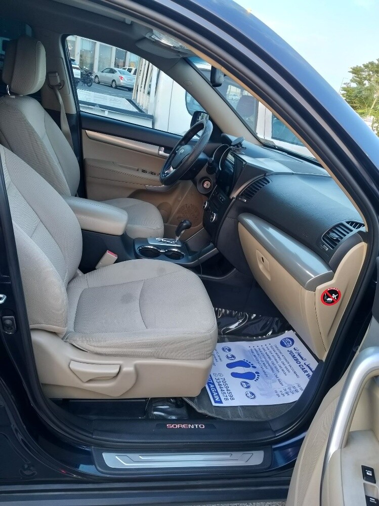 Kia Sorento - 2