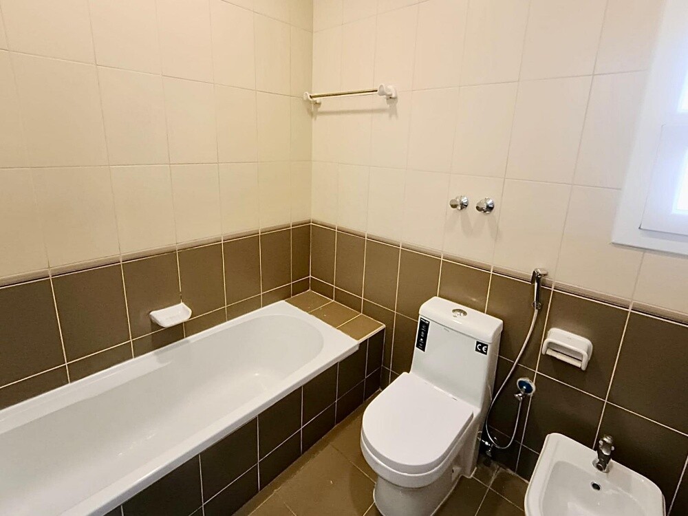 3BR +  room @ Muraikh - 9