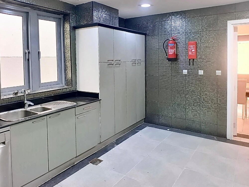 Fabulous 4BR+ room at Muraikh - 15