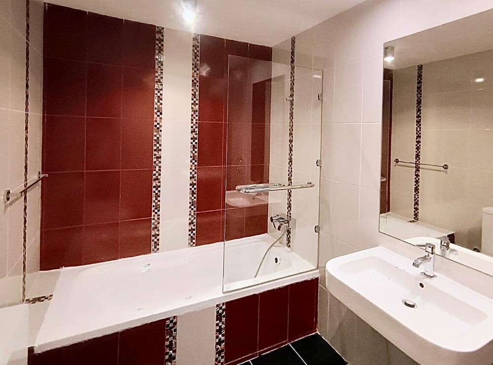 Fabulous 4BR+ room at Muraikh - 2