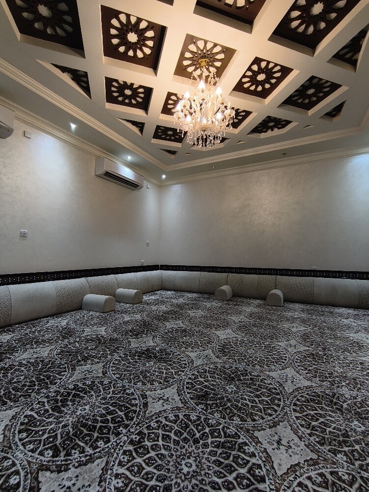Carpet flooring. - 16