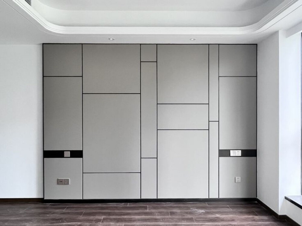 Interior wall. - 18