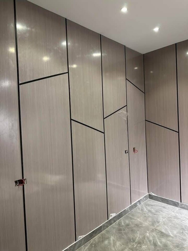 Interior wall. - 10